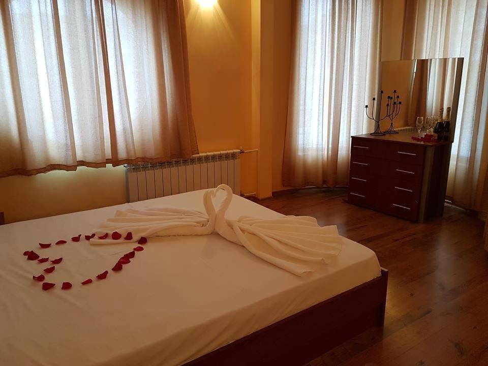 Hotel Queen Aydemir Ngoại thất bức ảnh