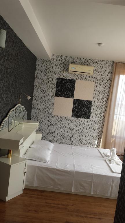 Hotel Queen Aydemir Ngoại thất bức ảnh