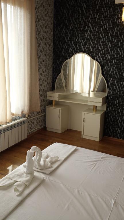 Hotel Queen Aydemir Ngoại thất bức ảnh