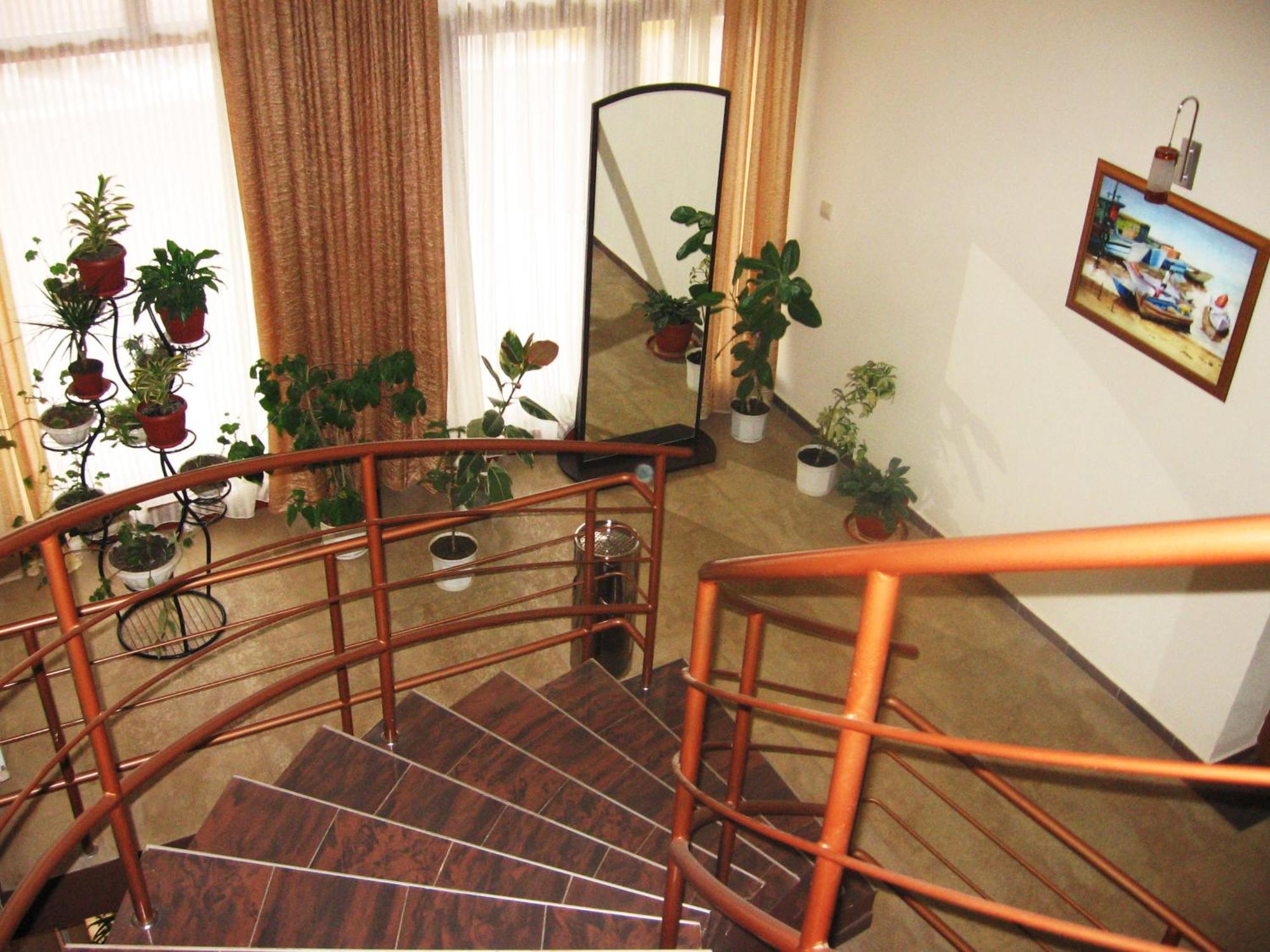 Hotel Queen Aydemir Ngoại thất bức ảnh