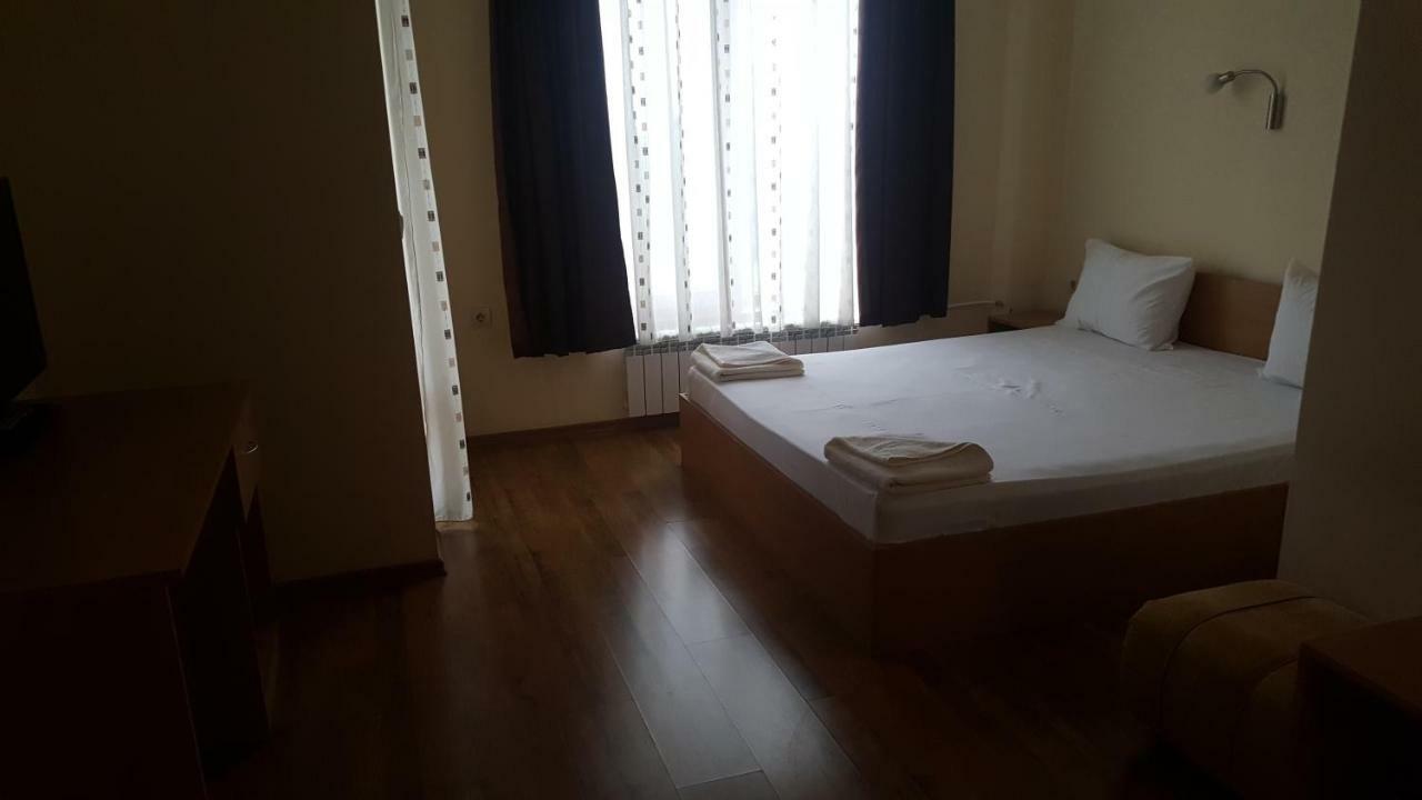 Hotel Queen Aydemir Ngoại thất bức ảnh
